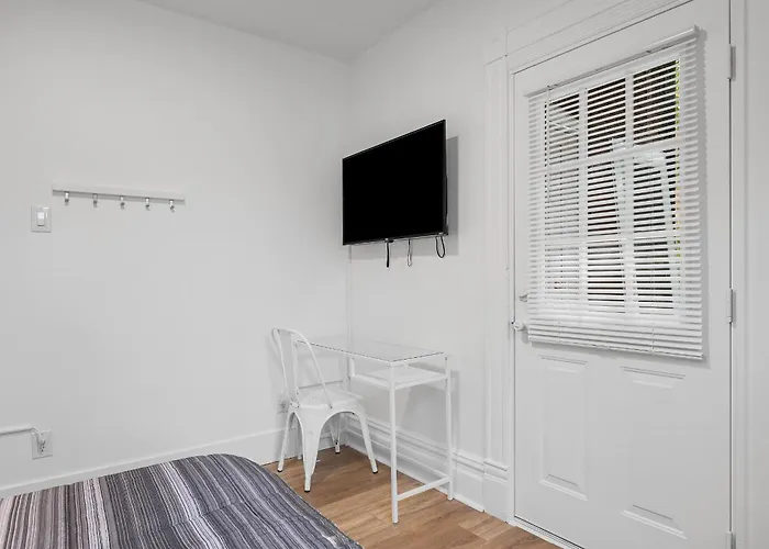 Privatunterkunft Shadyside 2e Bright Modern Private Bedroom With Shared Bathroom *